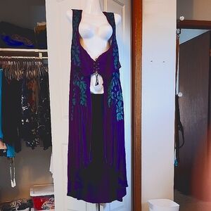Elegant Purple Sleeveless Dress Enhancer